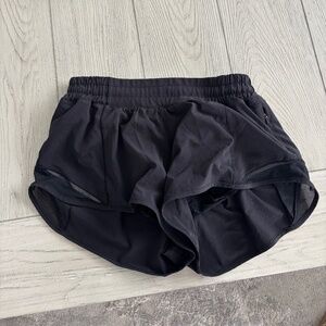 Hotty Hot Low-Rise Lined Short 2.5" size 6
